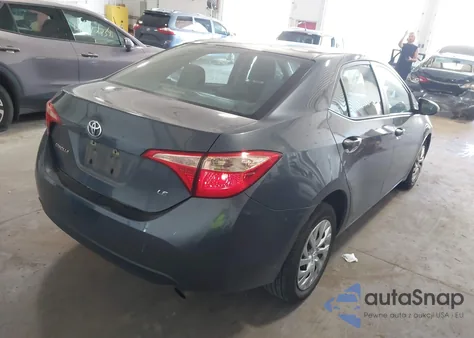 2017 Toyota Corolla Le z USA, uszkodzony, nr VIN 5YFBURHE1HP643993